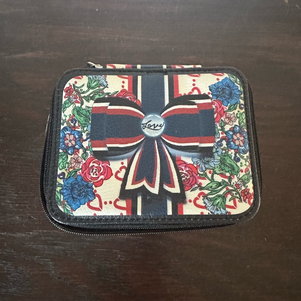 Brighton "Be Your Kind of Beautiful" Travel Jewelry Case with a Heart Pattern